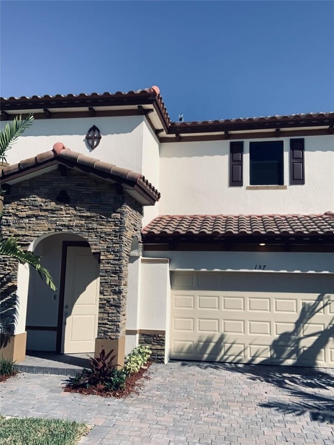 Photo - 157 NE 27th Terrace