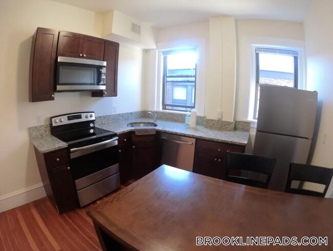 Photo - 1463 Beacon St Unit 34