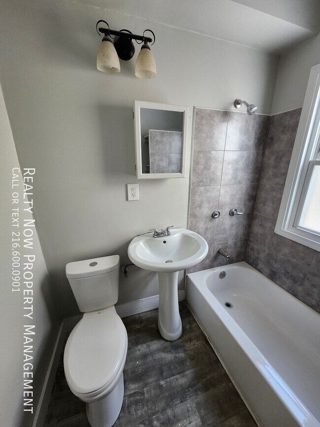 Photo - 2 Bedroom 1 bath Unit Unidad 1