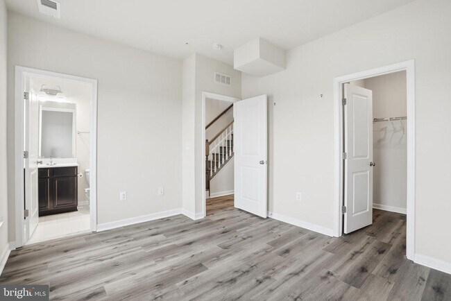 Photo - 14325 Potomac Heights Ln