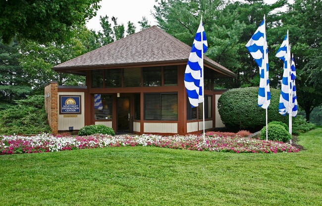 Photo - The Lakes Apartments and Townhomes