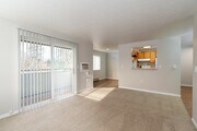 2BR, 1BA - 914SF