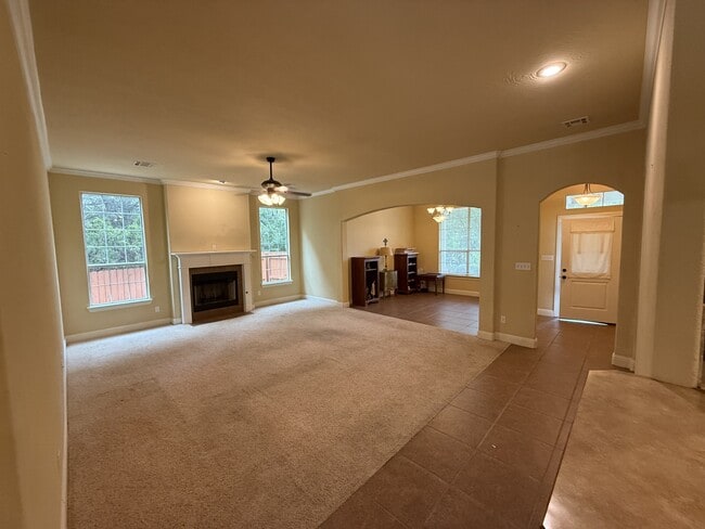 Photo - 1318 Emily Ln