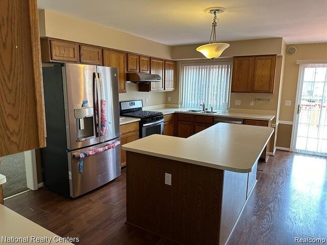 Photo - 1792 Bentley Ct