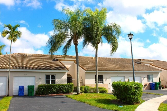 Photo - 1841 SW 116th Way