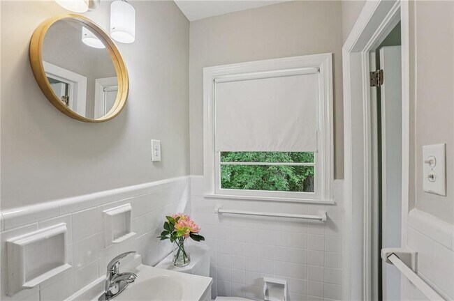 Photo - 3731 N Druid Hills Rd