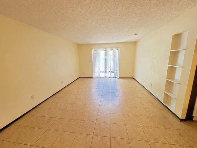 Photo - 1614 Green Briar Pkwy Townhome