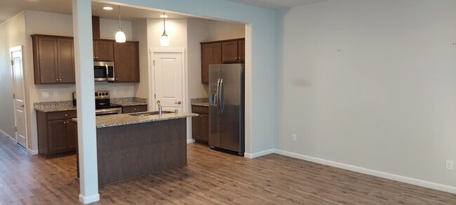 Photo - 5909 NE 57th Ave