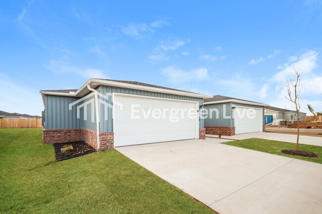 Photo - 6613 NW Kathleen St