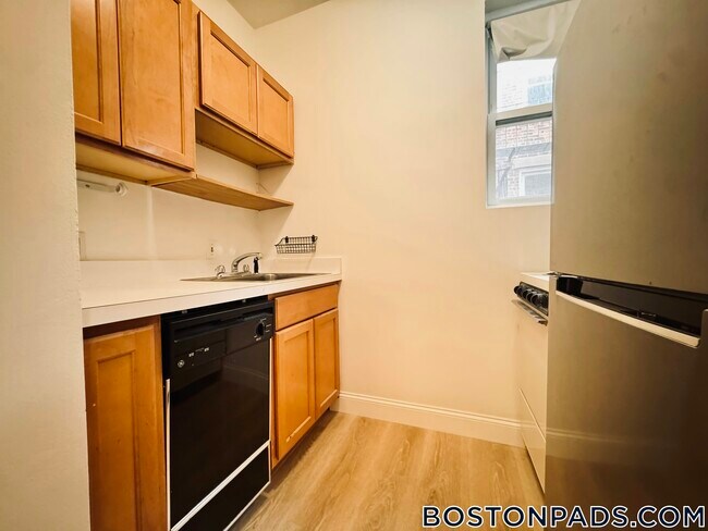 Photo - 111 Norway St Unit 301