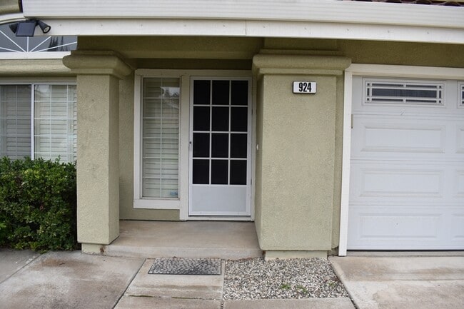 Photo - 924 Christy Ct