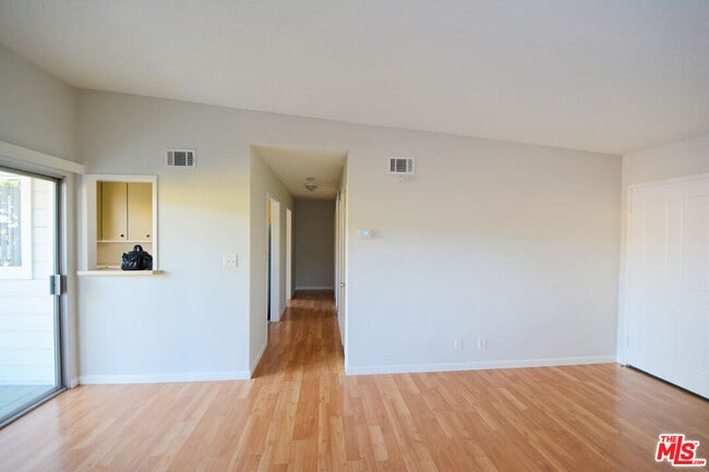 Photo - 131 N Florence St