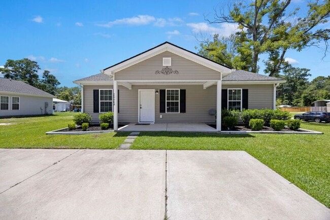 Building Photo - 2066A Central Ave