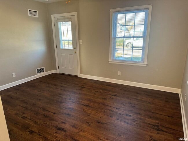 Photo - 3637 Johnson Ave