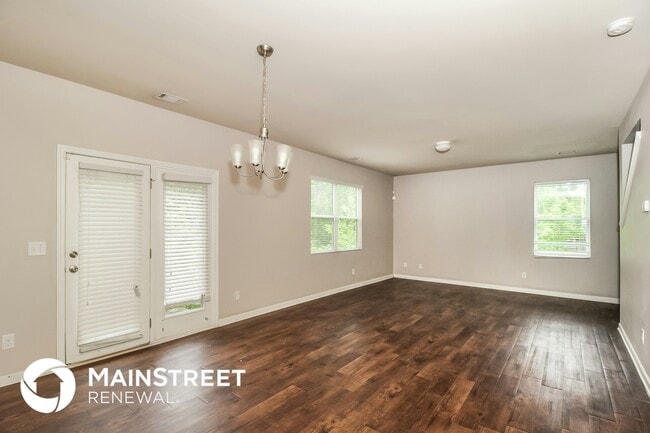 Photo - 2944 S Hills