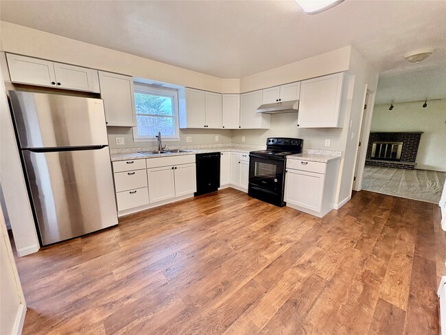 Photo - 2409 High Ave