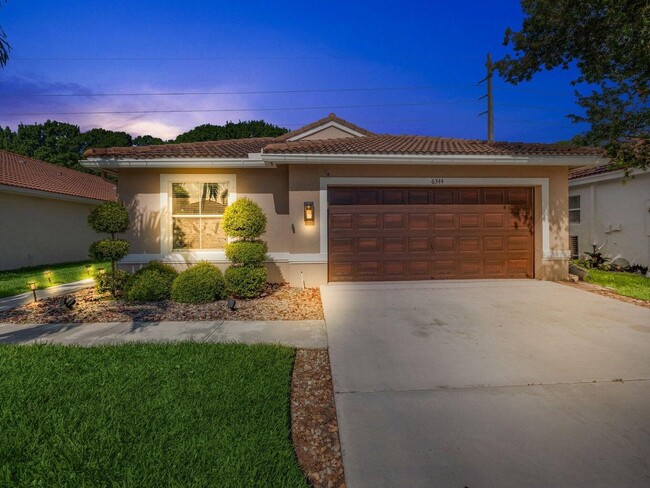 Photo - 6344 Barton Creek Cir Casa