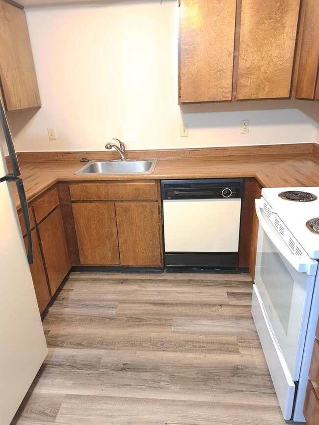Photo - 1826 NE Wichita Way Unidad 1828