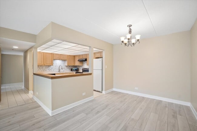 Photo - 475 Plum Creek Dr