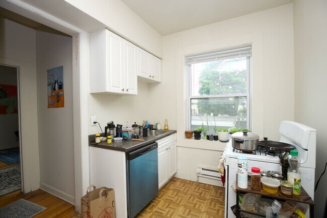 Photo - 312 Lee St Unit 2