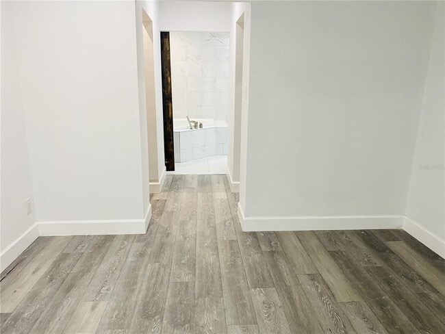Photo - 608 Overhill Dr