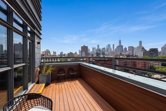 119 Orchard St Unit PH4