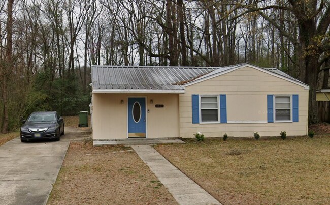 Building Photo - 3534 Farwood Dr