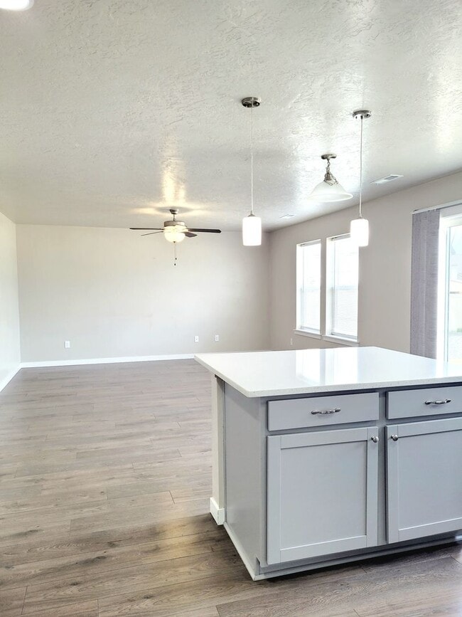 Photo - Beautiful 4 bedroom Nampa home