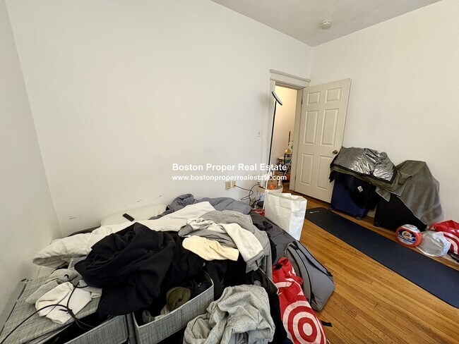 Photo - 60 Queensberry St Unit 4