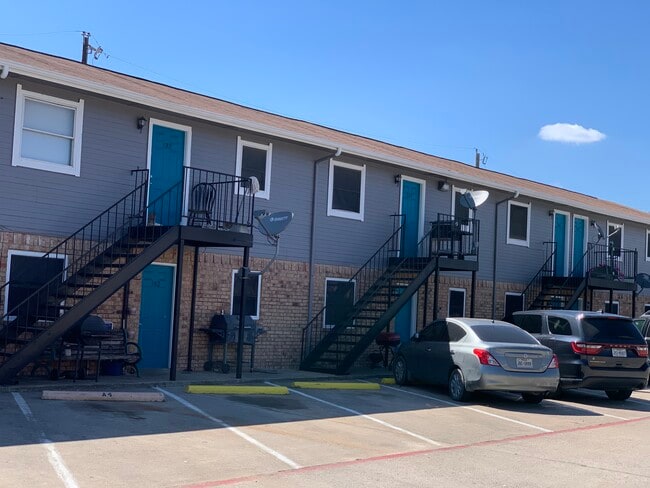 Photo - Hazelwood Apartments