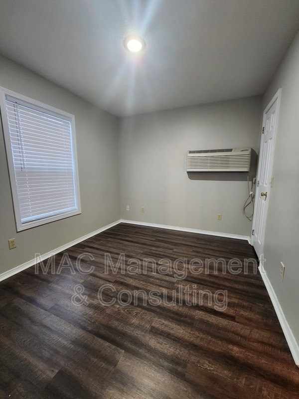 Photo - 1325 Virginia Ave Unit A23