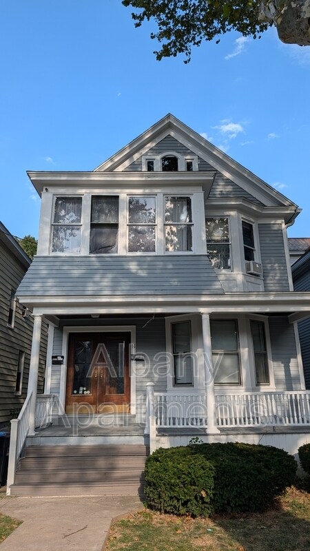 11 Alden Ave