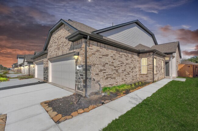 7310 Coconut Bay Dr