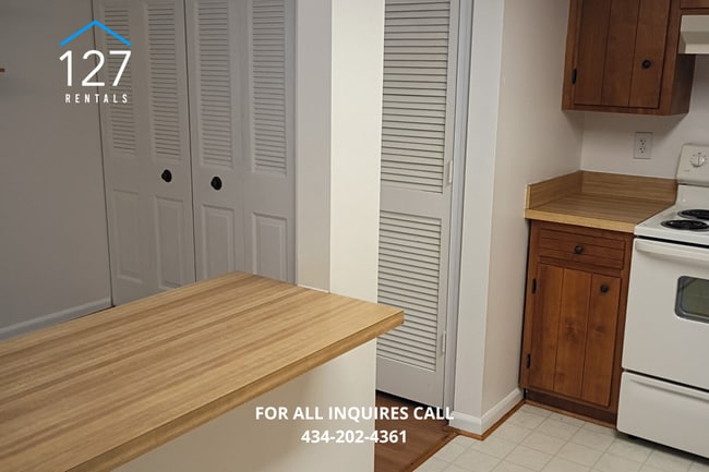 Photo - Spacious 3-Bedroom End Unit with Pool, Washer & Dryer, and Included Lawn Care