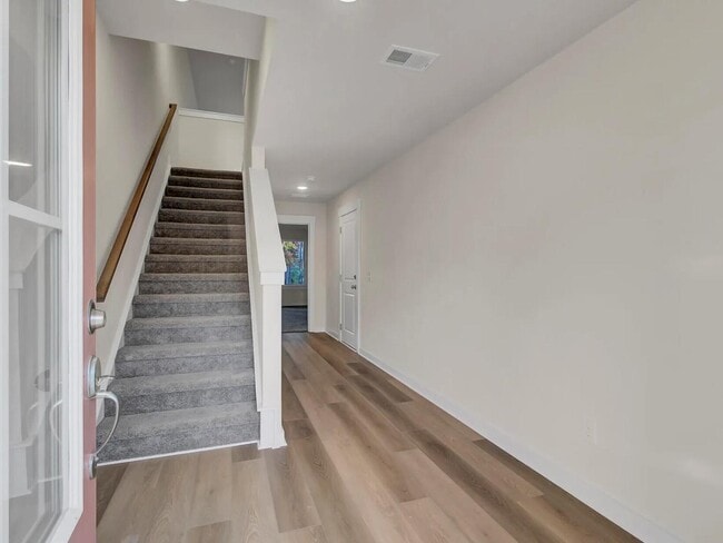 Photo - 1046 Old Cypress Run