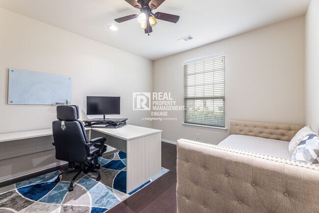 Photo - 4 Bedroom Home in Little Elm for Rent! **E...