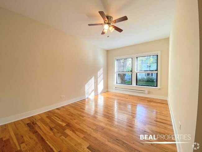Building Photo - 2 bedroom in EVANSTON IL 60202 Unit E1 Rental
