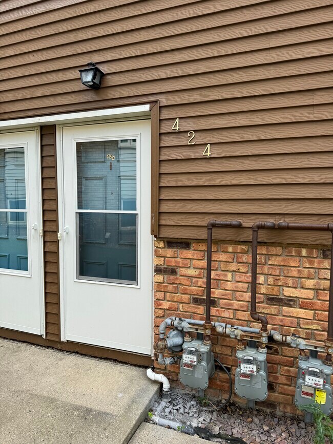 Photo - 422 Commodore Dr Unidad 424