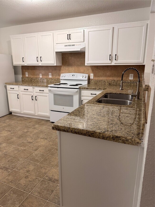 Photo - 19410 Bold River Rd