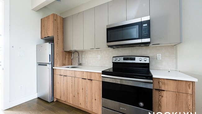 Building Photo - 1283 Nostrand Ave