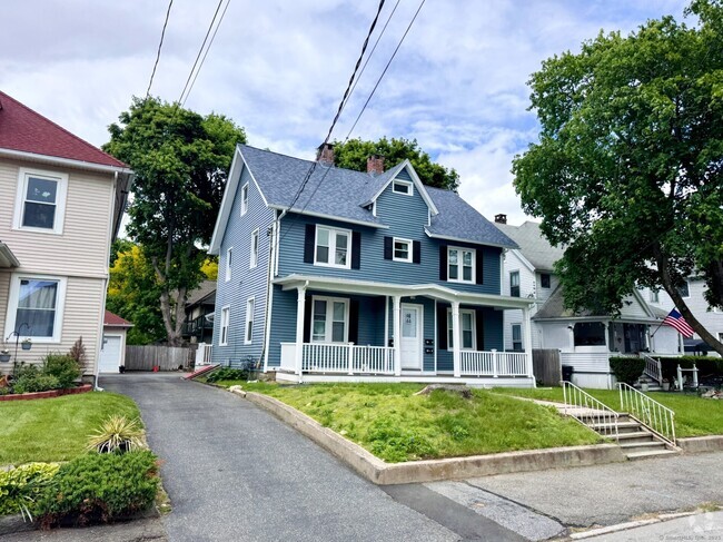 Building Photo - 46 Forest St Unit B Rental