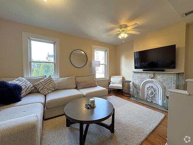 Building Photo - 255 4th St Rental