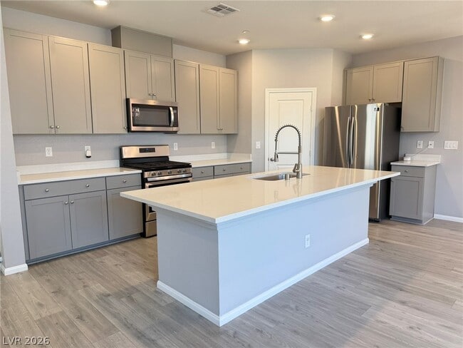 Photo - 3025 Gravino Ave