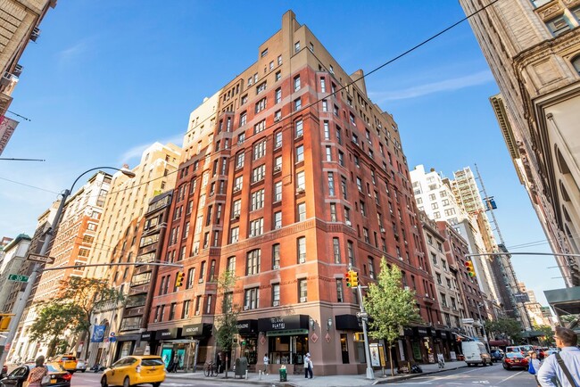 Building Photo - 121 Madison Ave Unit 10D Rental