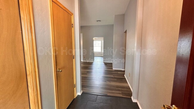 Photo - 17316 Valley Crst