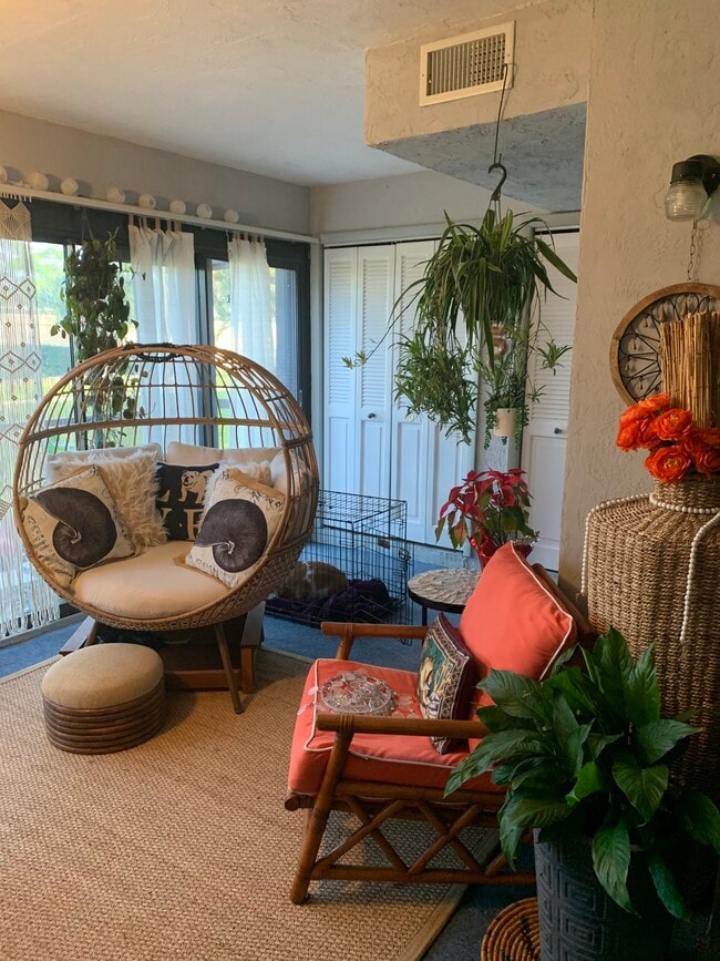 Lanai - 1411 NE 14th Ct Unit Beacon 21