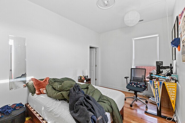 Photo - 1636 N Western Ave Unit 2