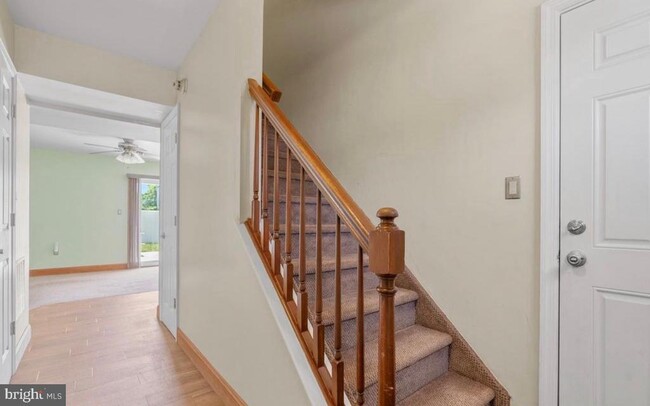 Building Photo - 64 Hampton Gate Dr