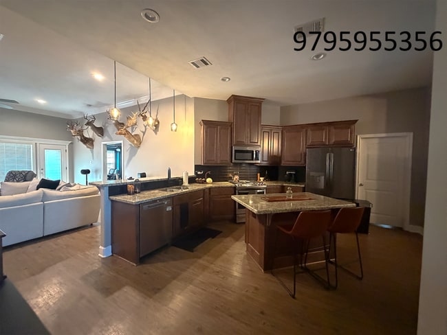 Photo - 1202 Brunswick Ct