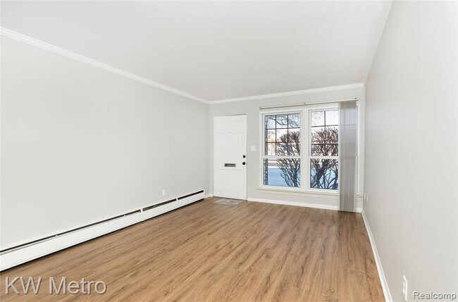 Photo - 2817 W 13 Mile Rd